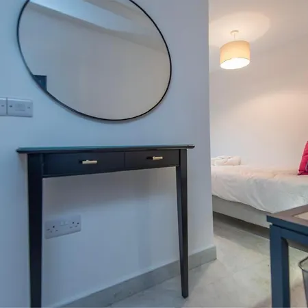 Guest house In The Heart Of Galway